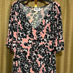 Veronica flutter sleeve blouse